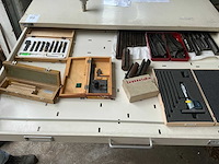 Partij meetgereedschap met kind ladenkast - afbeelding 1 van  25