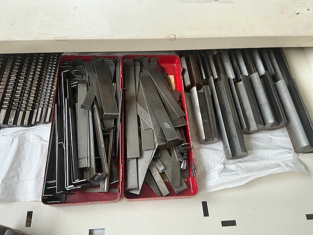 Partij meetgereedschap met kind ladenkast - afbeelding 16 van  25