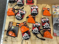 Partij meetgereedschap: rolbandmaten & meetlint/cutter sets - afbeelding 3 van  8