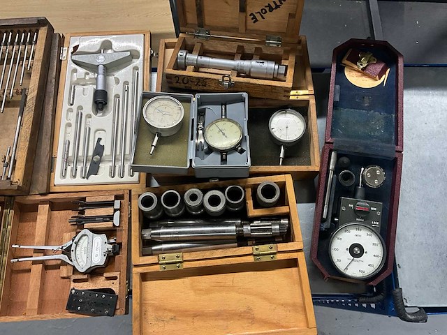 Partij meetgereedschap - afbeelding 2 van  6