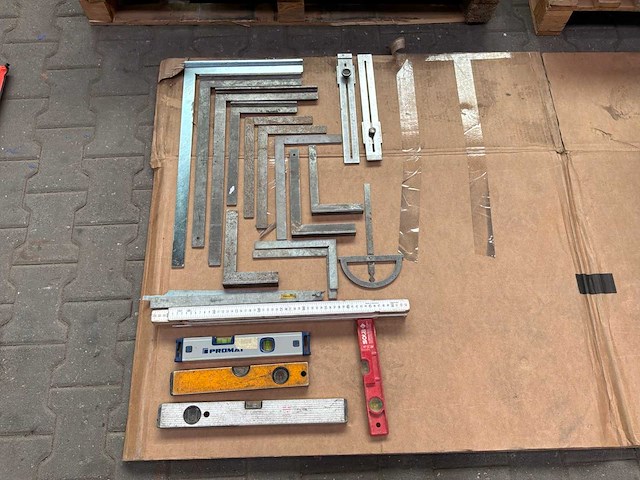 Partij meetgereedschap - afbeelding 1 van  7
