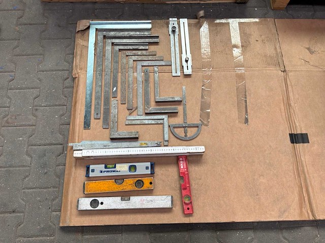 Partij meetgereedschap - afbeelding 2 van  7