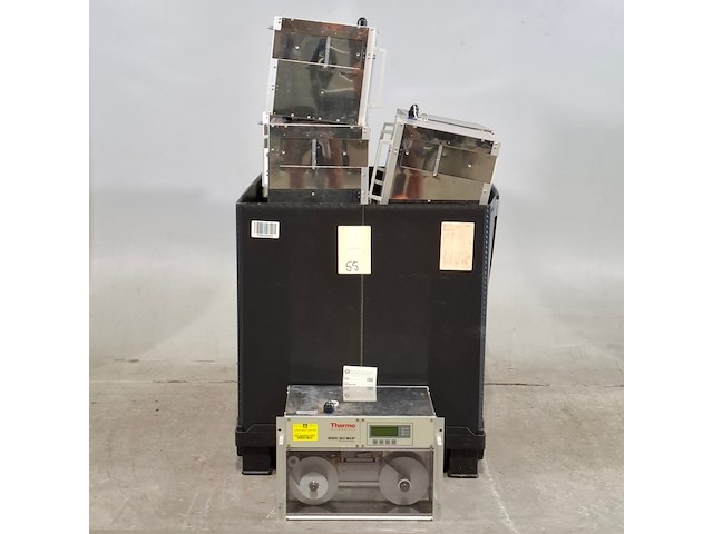 Partij meetinstrumenten, thermo scientific, 5012 maap - afbeelding 1 van  8