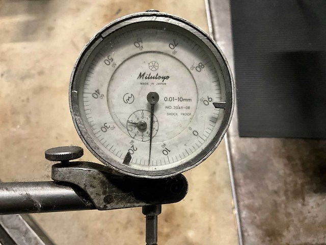 Partij meetstatieven met meetklok - afbeelding 3 van  8