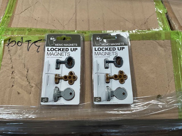 Partij memo magneten (700x) - afbeelding 1 van  5