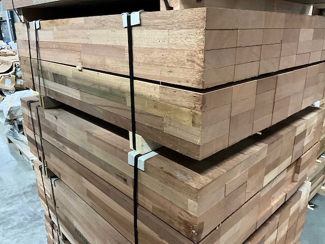 Partij meranti hardhout - afbeelding 7 van  9