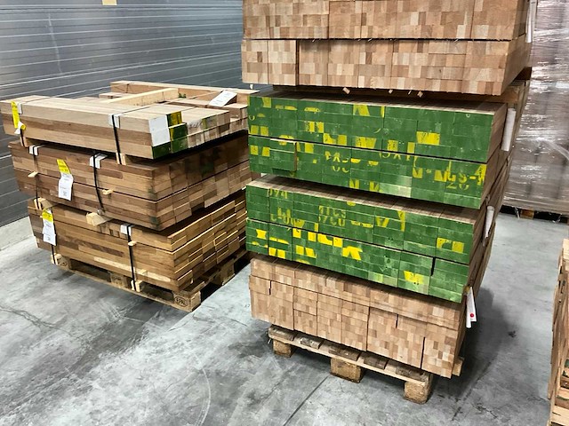 Partij meranti hardhout - afbeelding 9 van  9