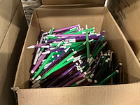 Partij messen, monitor en retourgoederen - afbeelding 6 van  16