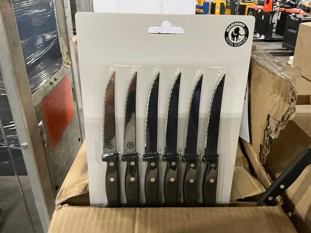 Partij messen, monitor en retourgoederen - afbeelding 9 van  16