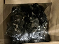 Partij messen, monitor en retourgoederen - afbeelding 13 van  16