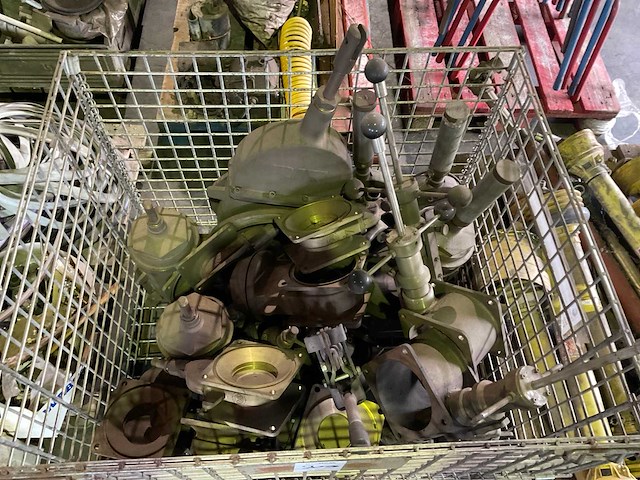 Partij messing mesttankafsluiters - afbeelding 3 van  4