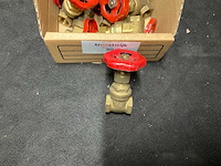 Partij messing schuifafsluiters 3/8 - afbeelding 1 van  1