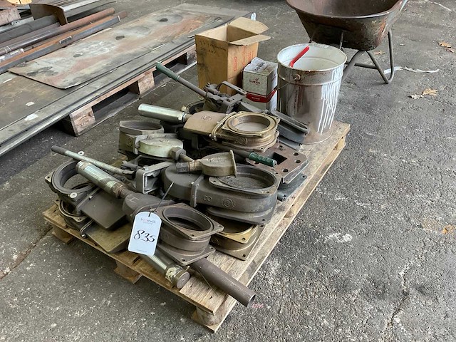 Partij mesttank afsluiters - afbeelding 1 van  4