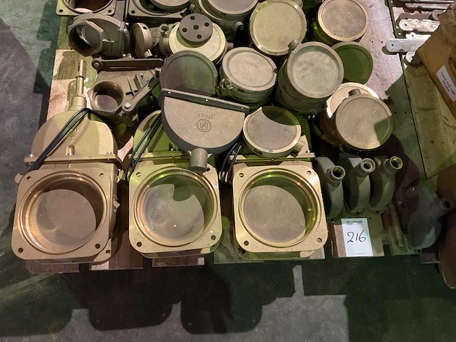 Partij mesttank messing afsluiters - afbeelding 3 van  3