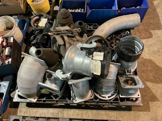 Partij mesttank onderdelen - afbeelding 2 van  2