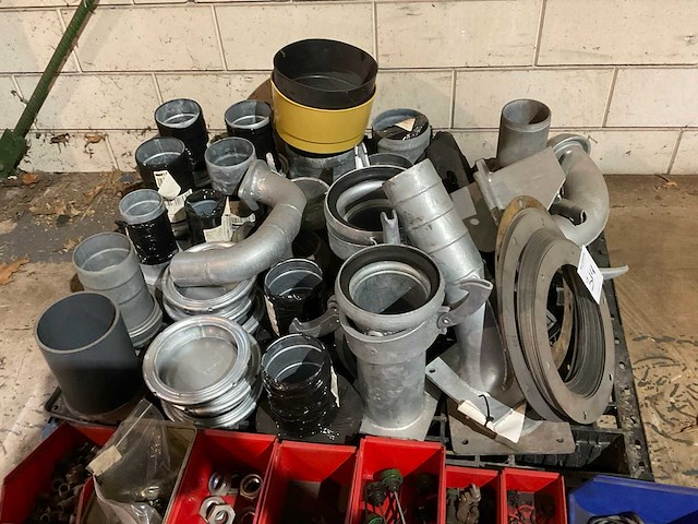 Partij mesttank onderdelen - afbeelding 2 van  2