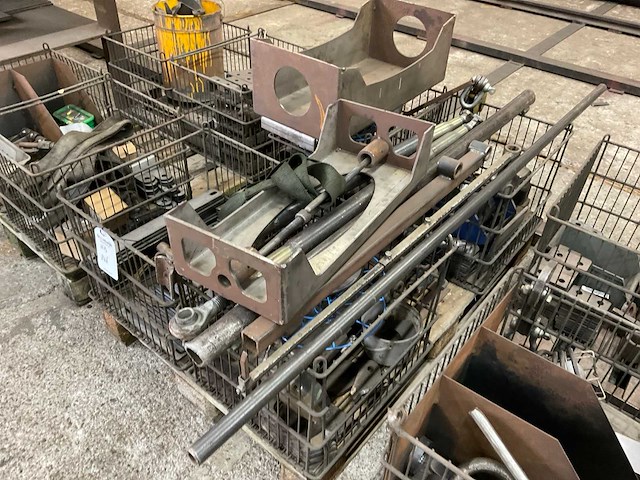 Partij mesttank onderdelen - afbeelding 12 van  12