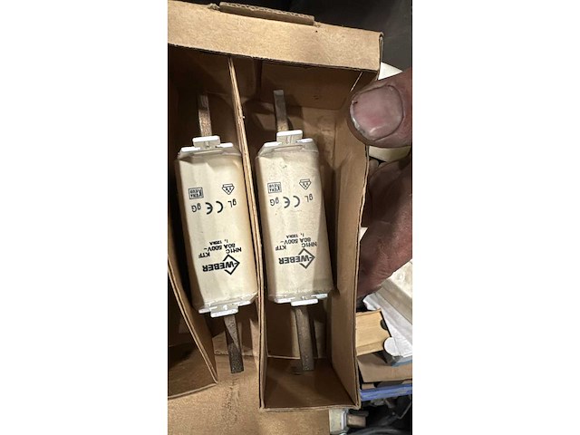 Partij meszekeringen - afbeelding 5 van  17