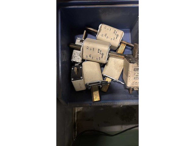 Partij meszekeringen - afbeelding 8 van  17