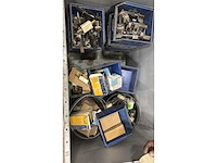 Partij meszekeringen - afbeelding 10 van  17