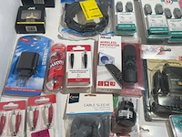 Partij met diverse elektronica accessoires, 33 stuks - afbeelding 4 van  9