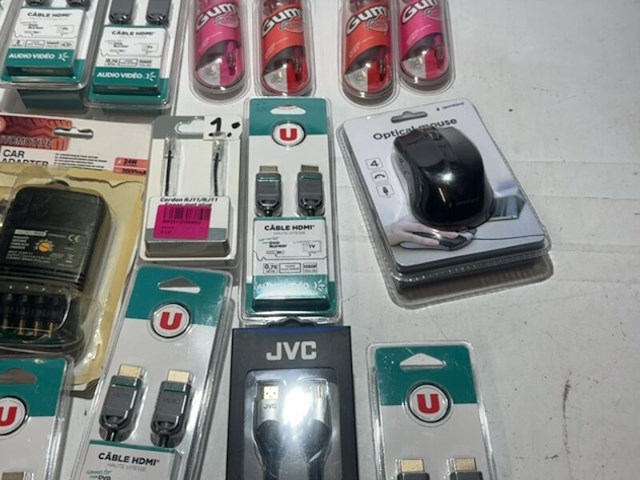 Partij met diverse elektronica accessoires, 33 stuks - afbeelding 6 van  9
