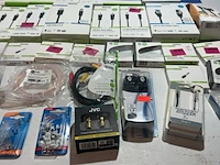 Partij met diverse kabels, adapters en accessoires, 43 stuks - afbeelding 8 van  9