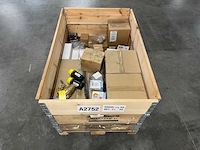Partij met diverse onderdelen, afsluiters & filters (85kg) - afbeelding 1 van  9