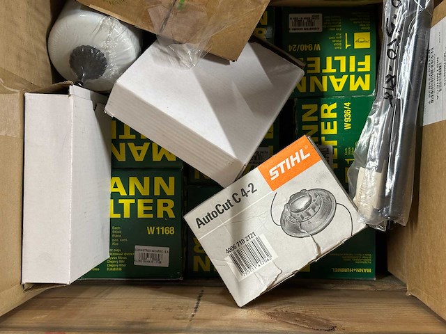 Partij met diverse onderdelen, afsluiters & filters (85kg) - afbeelding 7 van  9