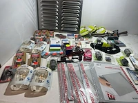 Partij met diverse producten - ca. 70 stuks