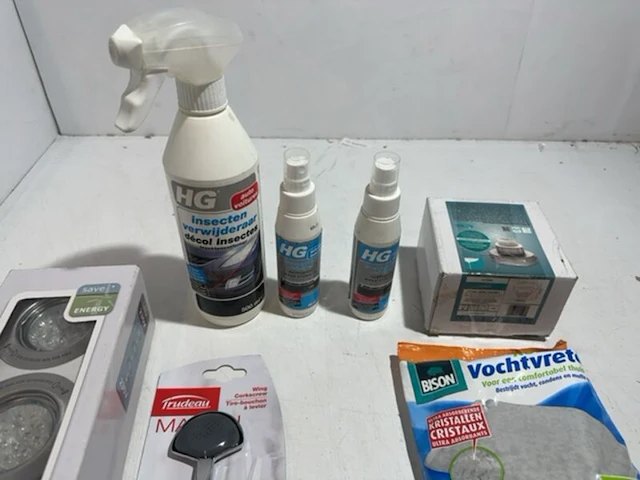 Partij met diverse producten, paulmann, hg, bison, eglo, opple - afbeelding 2 van  4