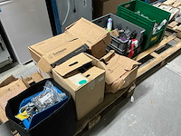 Partij met diverse solar benodigdheden - afbeelding 1 van  9