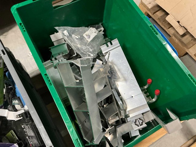 Partij met diverse solar benodigdheden - afbeelding 5 van  9