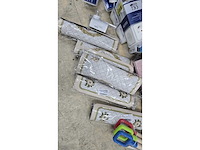 Partij met diverse - afbeelding 4 van  7