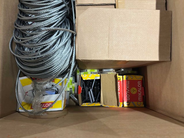 Partij met staalkabel & klemmen/verbindingen & tape - afbeelding 2 van  8