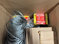 Partij met staalkabel & klemmen/verbindingen & tape - afbeelding 3 van  8