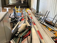 Partij met verkeersmateriaal en schroot - afbeelding 9 van  20