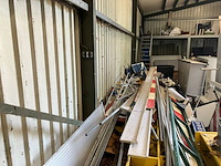 Partij met verkeersmateriaal en schroot - afbeelding 1 van  20