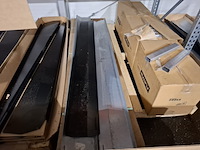 Partij metaal, aluminium en kunststof profielen - afbeelding 2 van  40