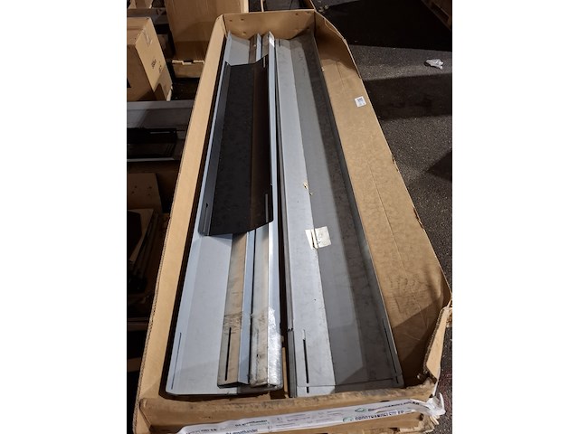 Partij metaal, aluminium en kunststof profielen - afbeelding 5 van  40