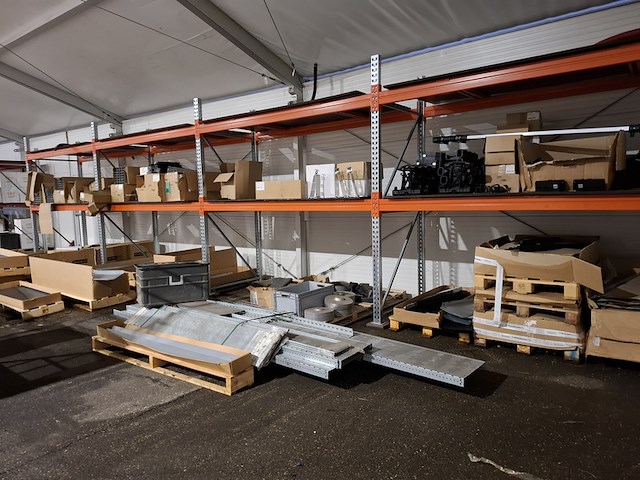 Partij metaal, aluminium en kunststof profielen - afbeelding 12 van  40