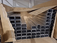 Partij metaal, aluminium en kunststof profielen - afbeelding 34 van  40