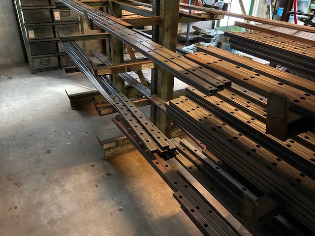 Partij metaal - afbeelding 12 van  31