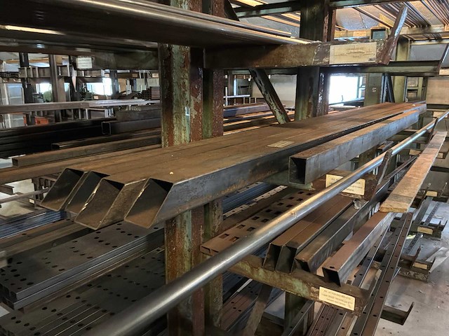 Partij metaal - afbeelding 17 van  31