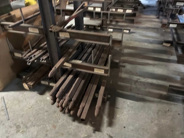 Partij metaal - afbeelding 30 van  31