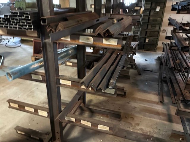 Partij metaal - afbeelding 31 van  31