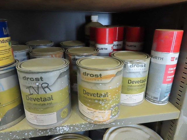 Partij metaalverf en behandelingsmiddelen - afbeelding 7 van  12
