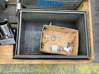 Partij metaalvoorraden; inclusief 2x palletbox; - afbeelding 9 van  13