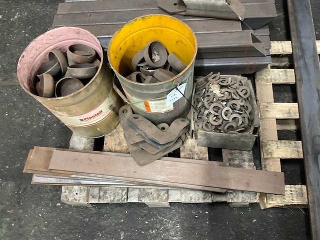 Partij metaalvoorraden - afbeelding 4 van  6