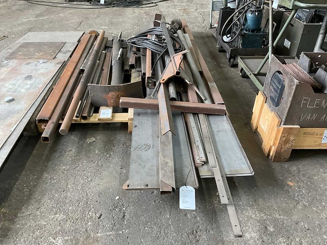 Partij metaalvoorraden - afbeelding 5 van  5